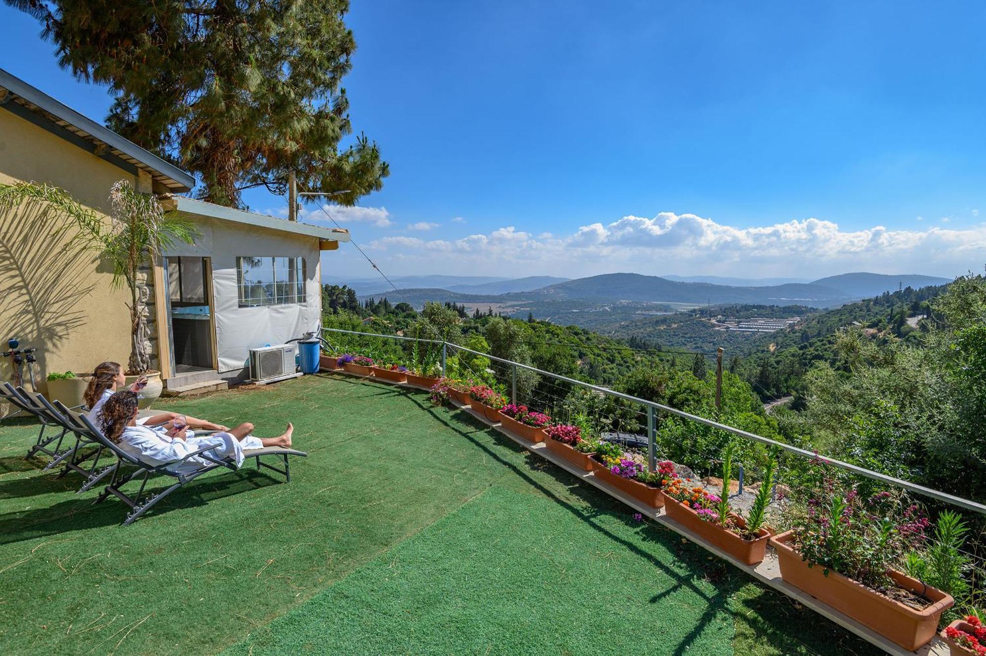 Dream Time Villa Amirim Exterior photo